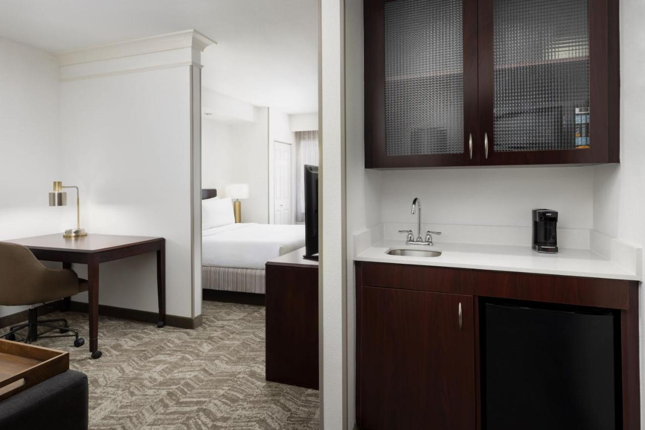 Springhill Suites Fresno Exterior foto