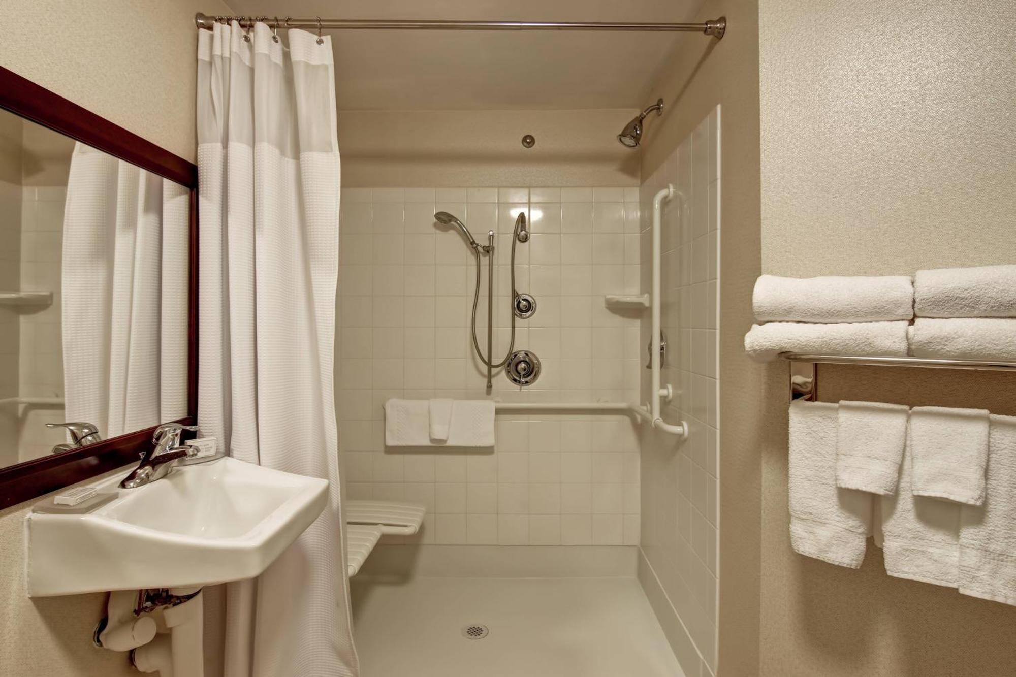 Springhill Suites Fresno Exterior foto