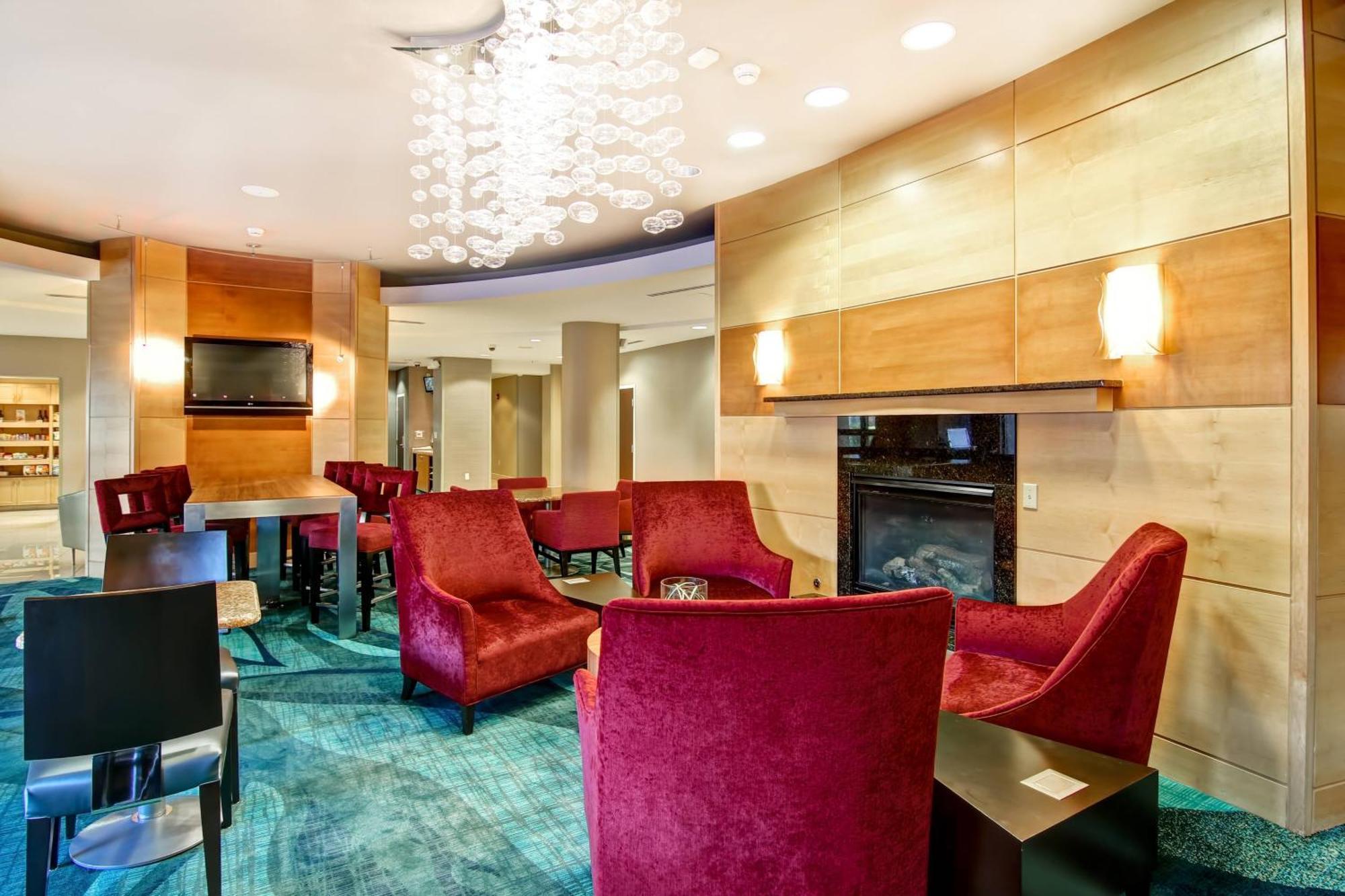 Springhill Suites Fresno Exterior foto