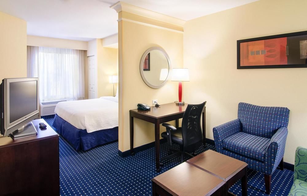 Springhill Suites Fresno Exterior foto